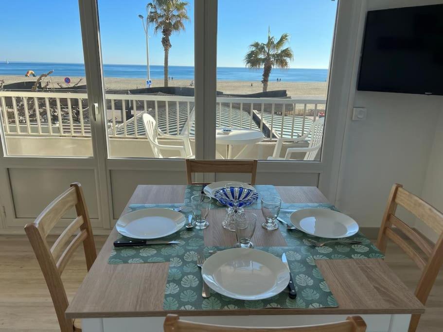 Le Carrousel - Apt Vue Mer - Plage A 10 M - Clim - Wifi Canet-en-Roussillon Exterior foto